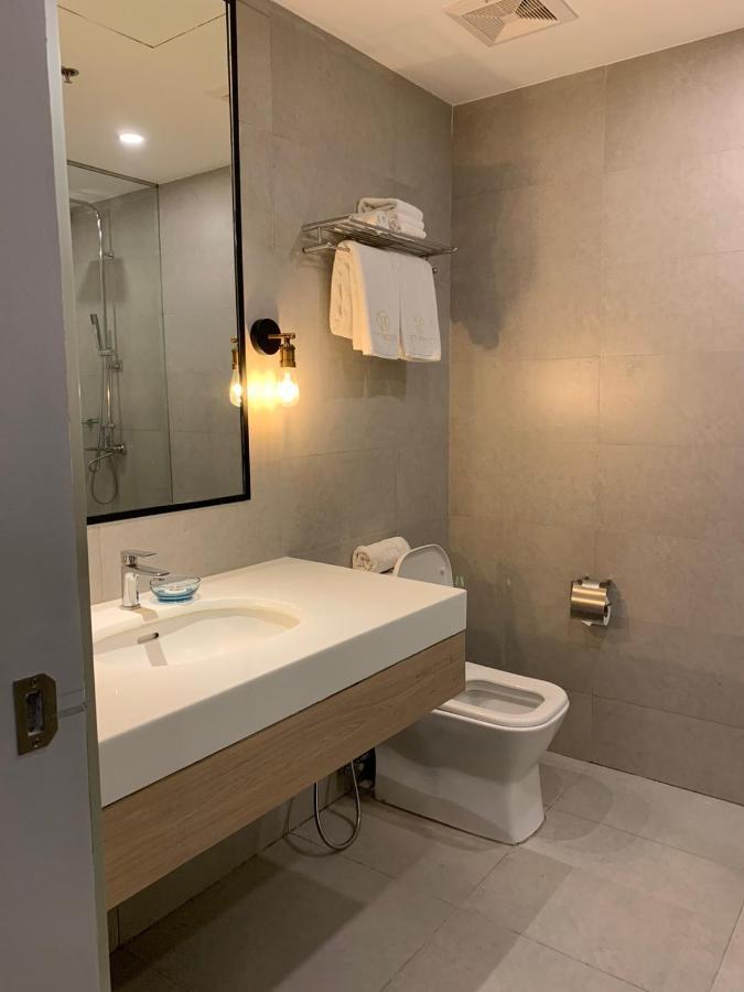JET Hotel Lipa City Buitenkant foto